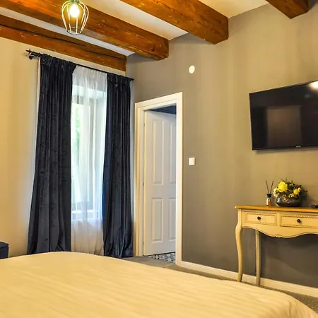 Dallure House Boutique Apart Otel Braşov